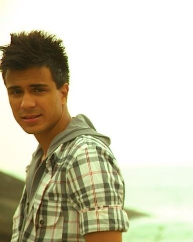 desde:28/01/2011. 
Ama o @pelurestart 
assim como eu da follow aí!dona:@s_te_h
nunca desistirei de você @pelurestart !