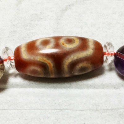 初めまして😊とある事から鉱物🔮と出会い、魅せられ、石垢作りました✨️ガチ不器用な私がブレスレットを組む日が来るなんて…今はちょっと作業から離れてますが、やっぱり好きだわ✨️と再認識したこの頃です。ボチボチですが宜しくお願い致します☺️好きなモノ〜世間話までマイペースでGo٩( 'ω' )وしましょ(^^)