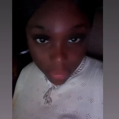 24 ♓️🏳️🌈 VIBE W/ME🥴💋 PrettyDarkskin 🍫 Tattoo Artist 302🔥 RAW ASF 😈 CANT FWM ON MY WORST DAY 🤫 CONTENT CREATOR 😮💨https://t.co/GVmn2Tanou