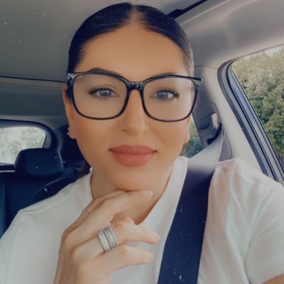 رافدينية علمانية 🇮🇶✌️، هيثم يوسف و برشلونة خطي الاحمر، حسابي يعبر عن ارائي و ارائي فقط ، كن محُترم تُحترم تتصرف بغير احترام غير النعال الإلكتروني ما عندي لك