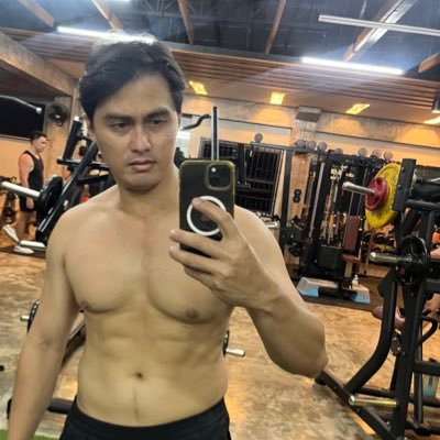 RealCARLU's profile picture. ♏️ IG: realcarluuu FB: Carlu Alfonso