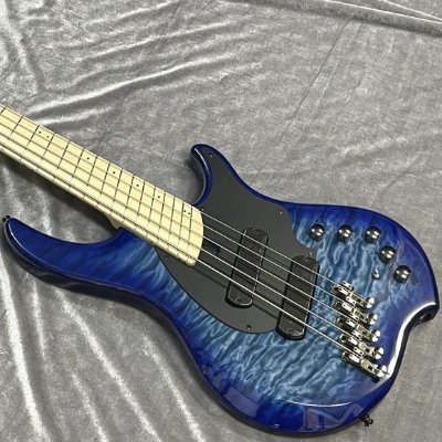 アカウントを作り直しました。 ベース/音楽/PC/ゲーム/写真/ 好きなことを気ままに呟いてます。引っ越しました。最近はクラスター(メタバース)で遊んでいます。
