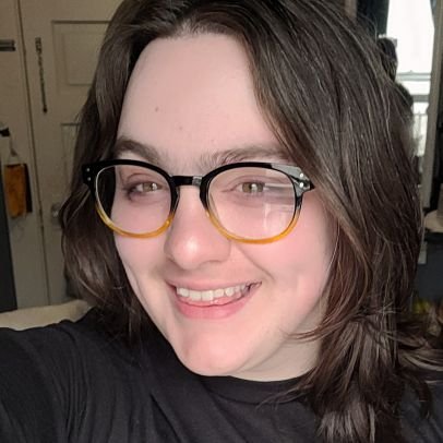 darcyralstin's profile picture. 27 | software dev + data analytics major 🧑🏻‍💻 | leftist | genderfluid lesbian 🏳️‍⚧️