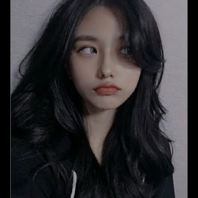 Rozyin1 Profile Picture