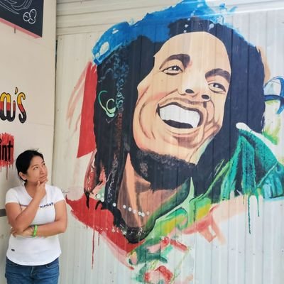 silvialevano28's profile picture. Caminando