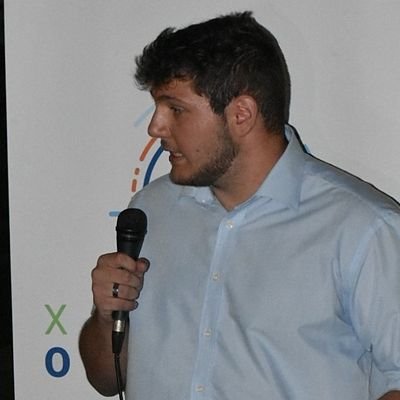 Φοιτητής Πολιτικών Επιστημών και Ιστορίας / Νέα Γενιά - Νεα Πνοή