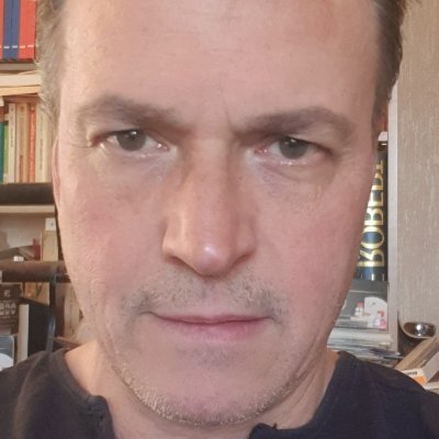 Non l adversité ne fais pas grandir. je reste sur mes 1m 71....Morne plaine