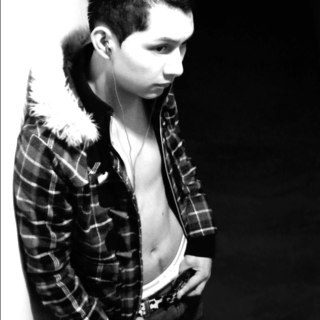 DanBrianOficial's profile picture. 