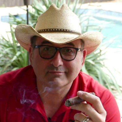 The Bourbon Baron, Brent Elrod, hosts Sticks-n-Stonez a podcast pairing premium cigars & top shelf spirits. https://t.co/xz8DK1KnaY