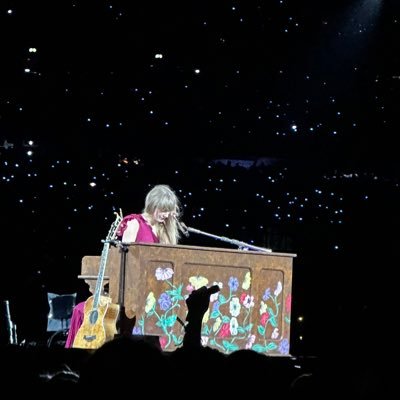 8ft4bhttf's profile picture. 