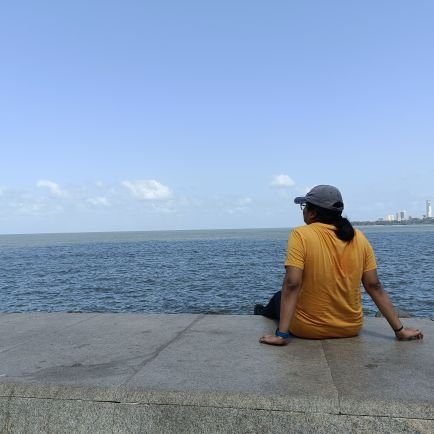 VishakhaSingh03's profile picture. part time sane