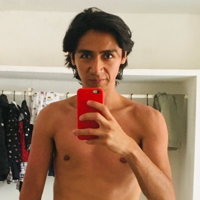 (ex-single) Me gusta compartir lo que tengo 🍆. HETERO. Abierto a propuestas 🔥. Manda DM y platicamos. Sígueme y te sigo :) 🔞