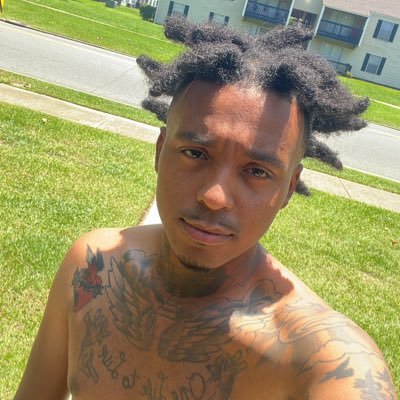 detrenier's profile picture. 