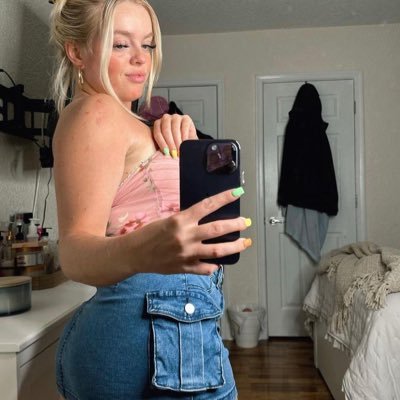 enable your heart 🫀 and build up yourself 👌 will always be the best 🥰🎃🤍💞