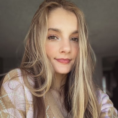 clin psyc grad student @WesternU | harm reduction & barriers to addiction/concurrent disorder services | @uvic ‘22 BSc w Honours 🎓 | (oh, & a massive C’s fan)