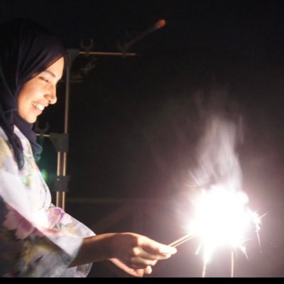 Full stack developer 💻 UI designer 🎨enthusiast about machine learning coding and design. woman who codes 👩🏻💻