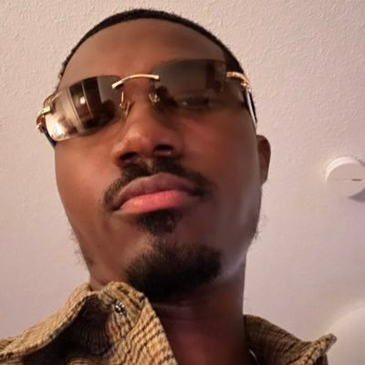 Just another entitled Internet personality. IG: Willthatone.