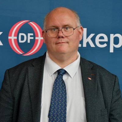 Monarkist, stolt dansker Regionsrådsmedlem i Syddanmark. - #regionsyddanmark #Odense #OB #DF Dannebrogs-Samfundet🇩🇰 mobil 61613134