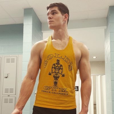 AdjaviB's profile picture. 
