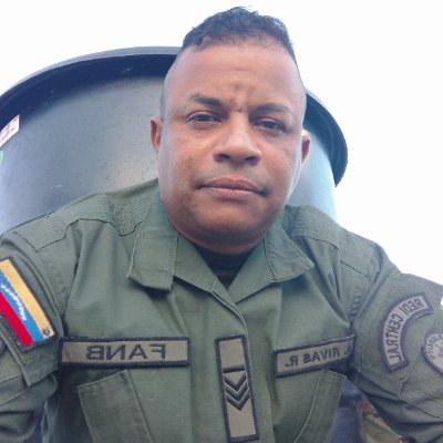 AlvaroRiva474's profile picture. Músico militar