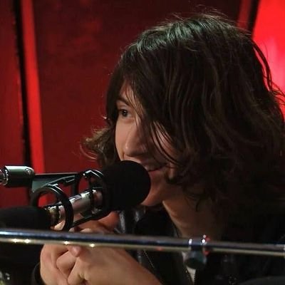 lvswalls28's profile picture. Cantando Cae el Sol con Louis y Harry
                                                  • saw Louis, Harry, AM & Taylor  •