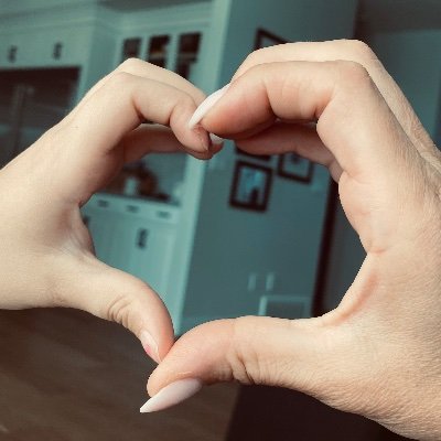 Blairecovelli1's profile picture. Just here for the gossip ☕️