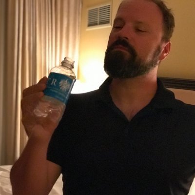 agilofingr's profile picture. ex-philosopher in tech. Everything is computer. Reject cookies—have a PAISTRY