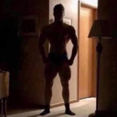 passlznov's profile picture. cansado