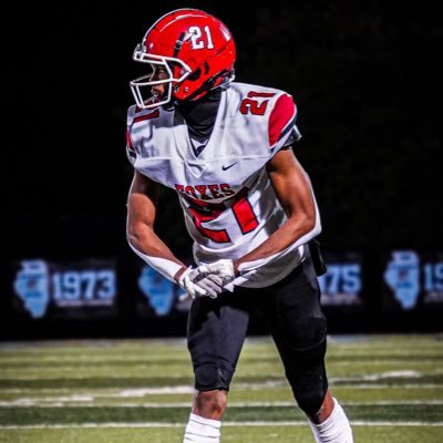 Yorkville HS | Class Of 2025 | 6’3 175lbs | 3⭐️ WR | First Team All Conference | Football, Basketball, Track| Email: dyllanmalone55@gmail.com | NIU Commit |