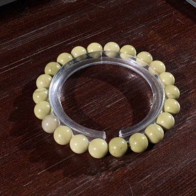 zhnghngyng28729's profile picture. 热衷于把国学知识应用到美学的博主，五行手串手链饰品，转运旺运求财求健康手串
算卦，不信勿扰！求卦后最低随喜一个35元供香红包上不封顶！