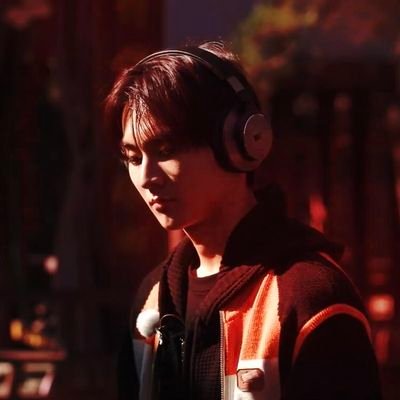 The world is beautiful,when we're together
#ENHYPEN
Lifeline #jaywon