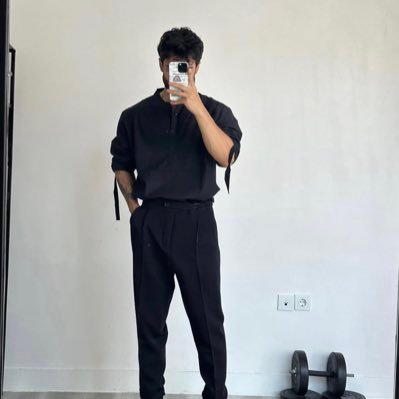 AliNamdar0905's profile picture. 