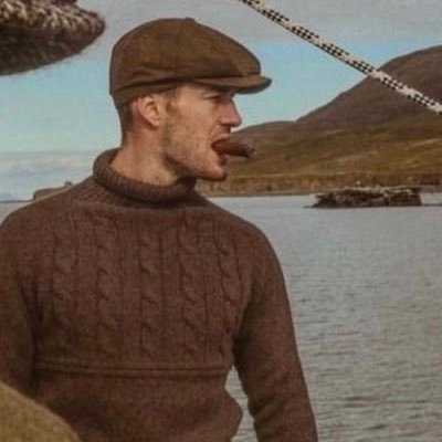 Apollo334's profile picture. 