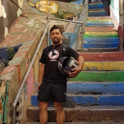 Creo que debe haber consistencia entre el pensamiento y la acción.
Carpintero amateur.