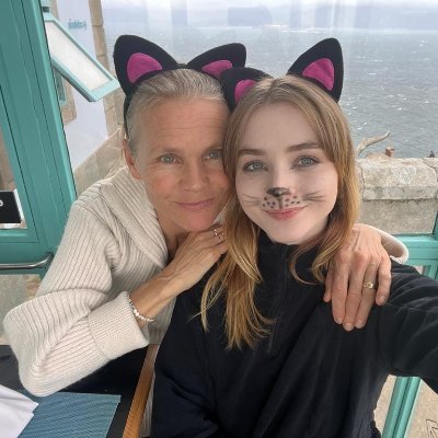 chicaderock's profile picture. #womenwriters Managing Editor @womenwriters.
 Tweets from tiny village in Galicia.
 https://t.co/1UA8qzOFjL