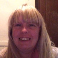 Helen Collantine🧘♀️🌻🌱📚 (@helencollantine) 's Twitter Profile