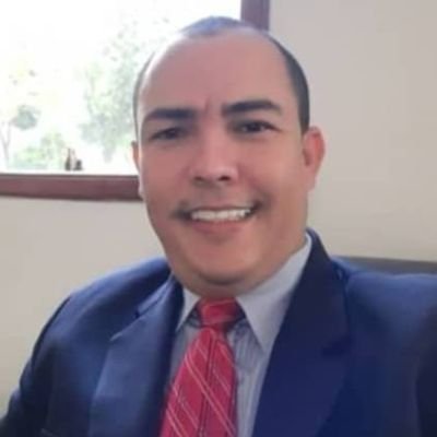 aldrisrojas's profile picture. Joven Entusiasta, Lic Admon, Economista, Esp. en Finanzas Internacionales, Católico, Futbolista de ❤, amante de la vida, la sencillez y la humildad. TE AMO 🇻🇪