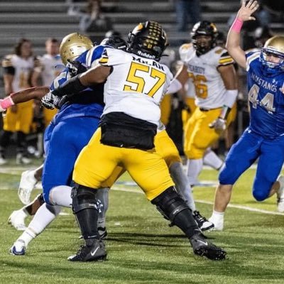 MilanChandler57's profile picture. C/O 26/ OL,DL/ 220/6’0