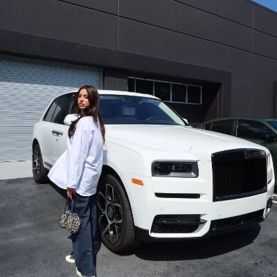 i guess I like cars and i trade. Am I cool yet?|Car Enthusiast🏎️ Makeup lover💋Day trader📈