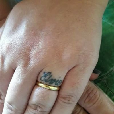 elviobrgs's profile picture. Cansado dessa gente que se acha