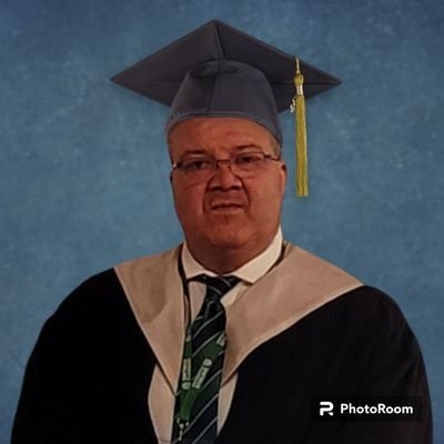 Joint Honours Graduate @ Uni of Stirling. Dir/Prod & Ed Pres @ ATV - An Alternative Television/YouTube.
I am also Stewart Copeland Crazy Lol.