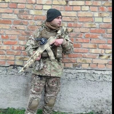 Part-time athlete turned Soldier…RT is not Endorsment, Likes are mine #slavaukrani I stand with Ukraine