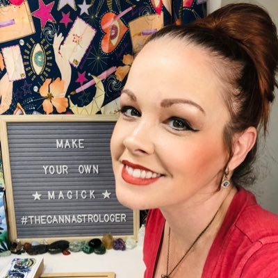 Healer/Reader/Canna Leader @Cannastrologer 🔮 Nevada Market Director @SensiMag 🌱🍄✨📲 2019 Cannabis MVP 🏆 Neurodivergent Mom 🧩