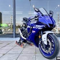 MeftunBoy22224's profile picture. 抱えた幸せは種、分かち合った幸せは花