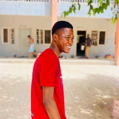 emmanuel_t27214's profile picture. Student