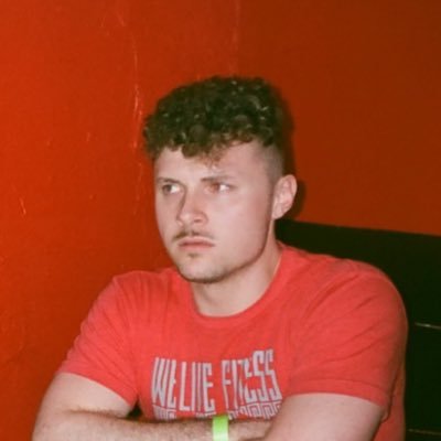 I make music and stream. Click the link brother.
