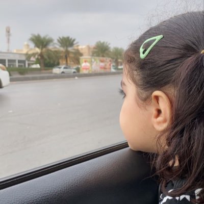 Life_55s's profile picture. هُنا مازلت أنتظر رغم أنك دفنت وليس لك عوده أنا هنا وقلبي بين قبركَ و الكفن