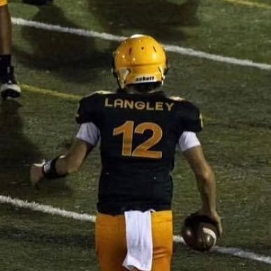 LSS Football / #12 QB / Grad 2025 / 6’2 170/ 3.8 GPA / email: finnkevany@gmail.com