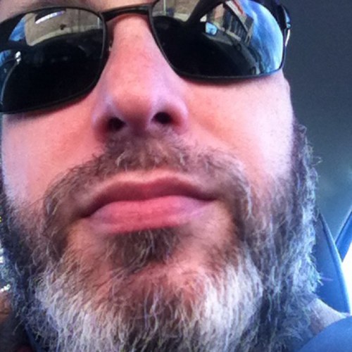 TheJoelAlpert's profile picture. Part time sports marketing guy, part time make believe professional poker player, full time iPhone abuser. Thanks, Twitter.