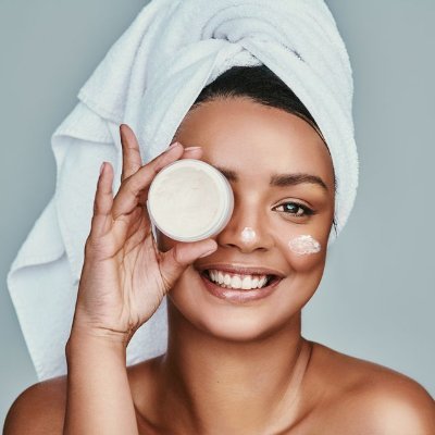 ✨ Your go-to for skincare magic! 🌿✨ | Skin passionista sharing tips, tricks, and radiant vibes! 💆‍♀️✨ | Join the #TripleSkincare tribe! 🌈💖 #SkincareJunkie